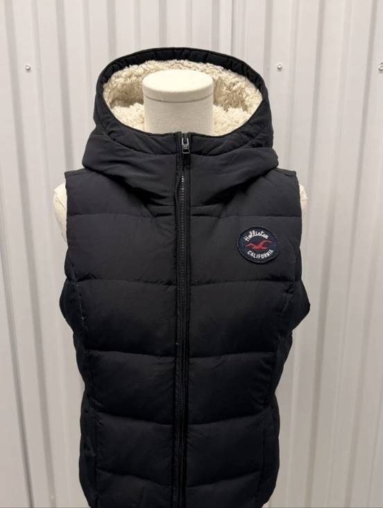 Hollister Jackets & Blazers - Vintage Hollister by A&F Sherpa Fur Lined Pearl Street Vest Jacket Size Xs